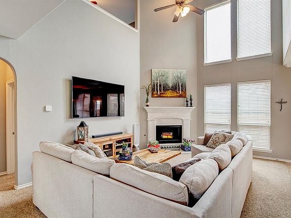 5th image of 10020 Grey Crow Dr