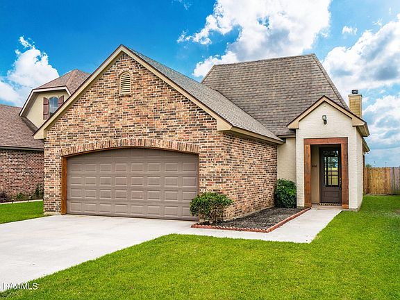 2nd image of 606 Highland View Dr