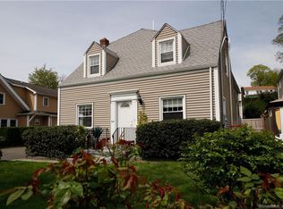 624 Hope St APT F, Stamford, CT 06907