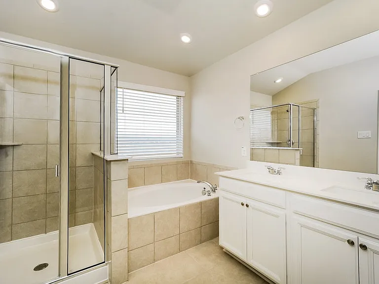 675 Myrtle Path — Photo 12