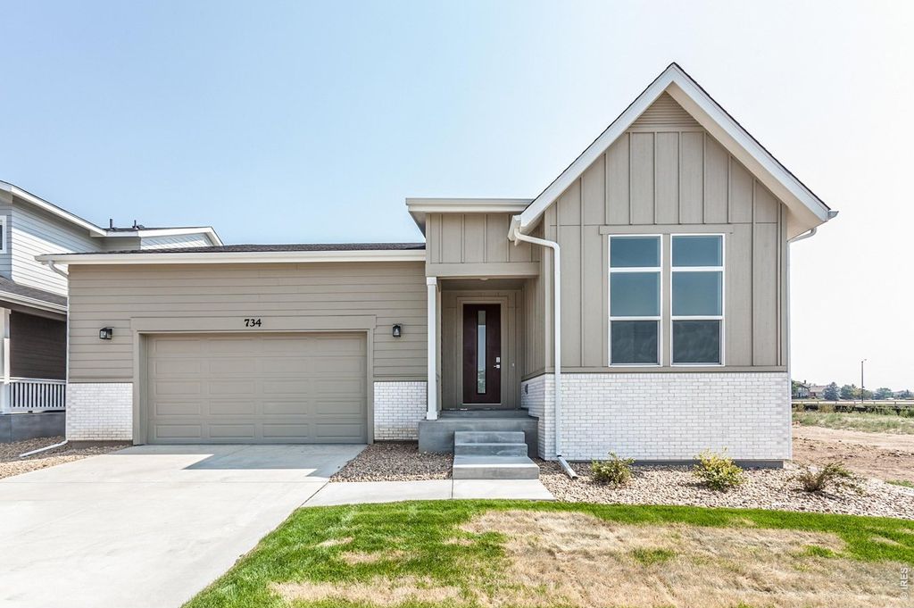 734 Trumpet Ct