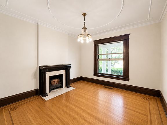 3rd image of 1509 S 3rd St APT 1