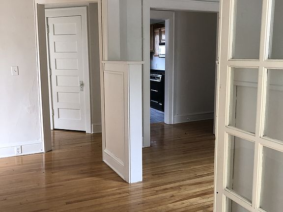2nd image of 2324 Harriet Ave