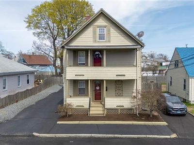 54 Harris St, Pawtucket, RI, 02861