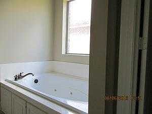 4th image of 5655 Parkknoll Place Dr