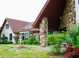 28 W Mundhank Rd, South Barrington, IL 60010