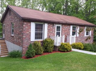 1243 Sunrise Dr, Bluefield, WV 24701