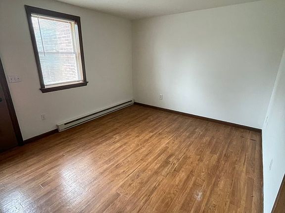 4th image of 550 S Hanover St APT 101