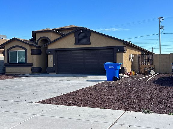 2nd image of 2433 W Maricopa St