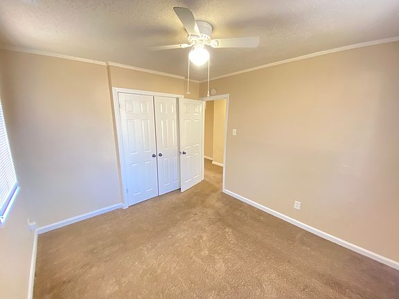 4th image of 2871 Montague Ave