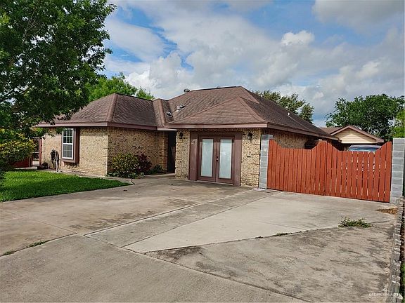 2nd image of 304 Jessica Jane Ave