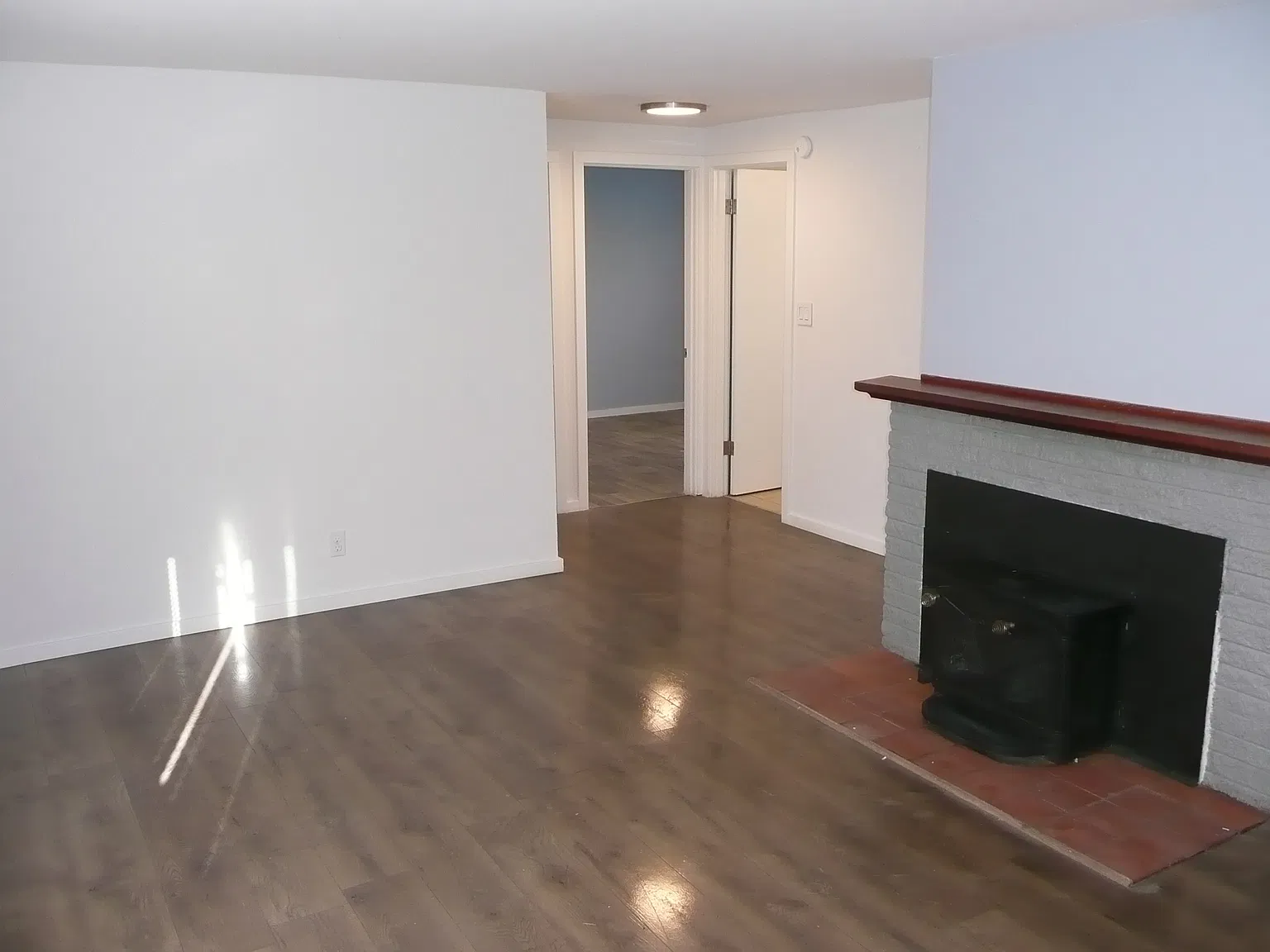 10632 1st Ave SW — Photo 3