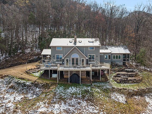 2nd image of 435 Cherokee Mountain Rd