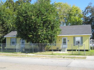 308 W Pershing St, New Iberia, LA 70560
