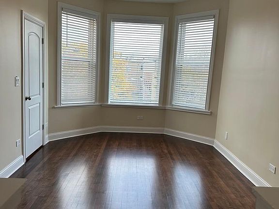 2nd image of 908 N Western Ave APT 3F