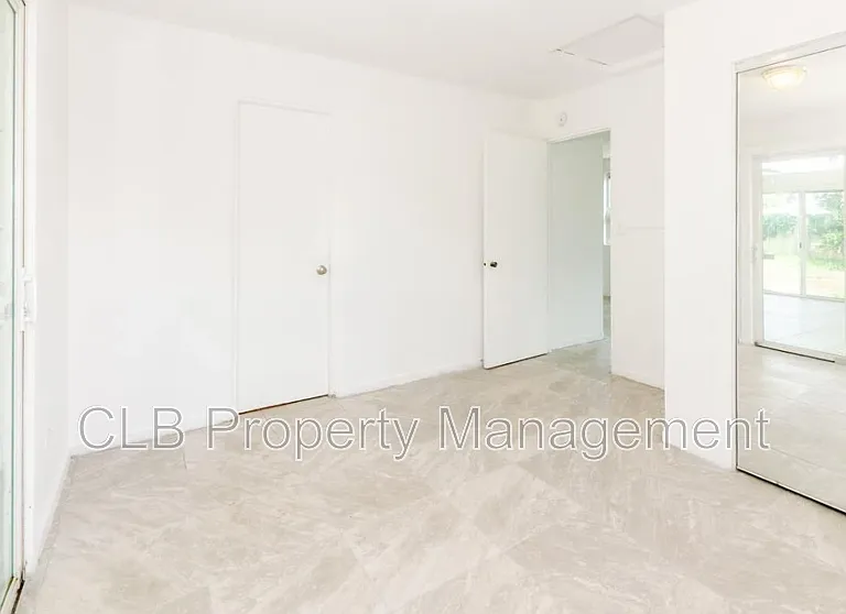 36 Brooks Dr — Photo 9