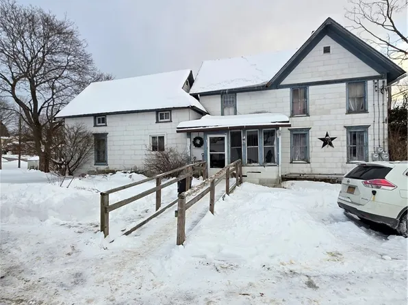 1136 Taft Ave, Endicott, NY 13760