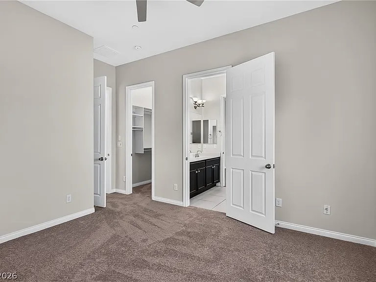 2852 Josephine Dr — Photo 32