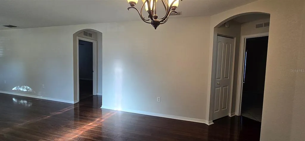 2 bed, 2.0 bath, 1287 sqft, $1,750 — Photo 3