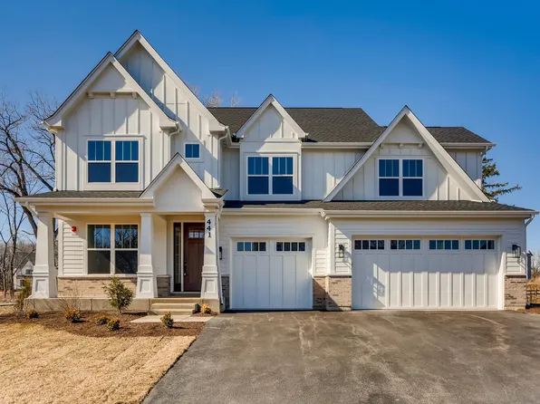 21377 W Sylvan Dr, Mundelein, IL 60060