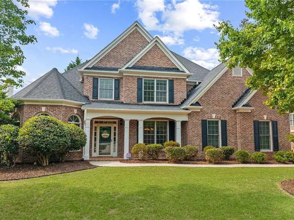 1747 Rosehedge Way NW, Kennesaw, GA 30152