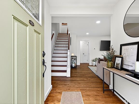 4th image of 45 Walnut Street