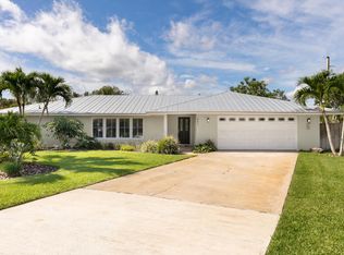561 Coconut Dr, Indialantic, FL 32903