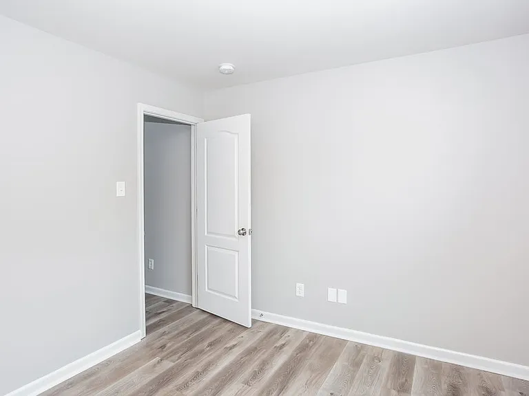 1350 Haestad Ct — Photo 14