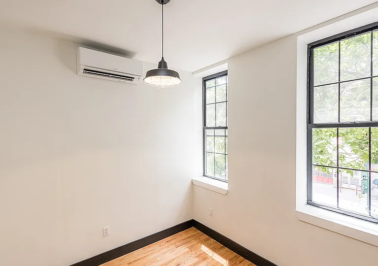 277 Irving Ave #2F — Photo 5