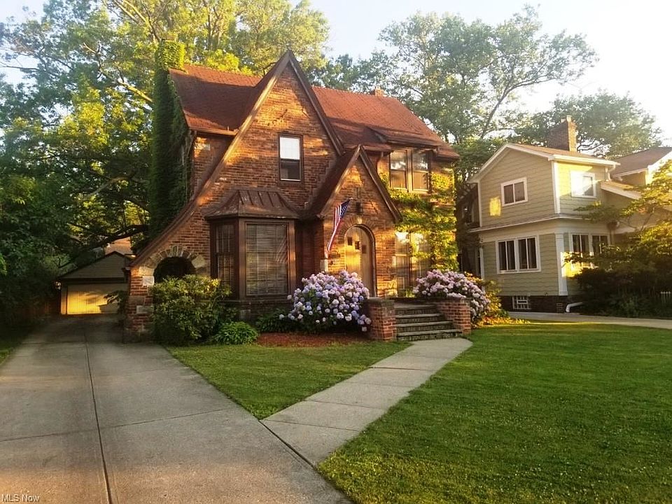 1st image of 17709 Narragansett Ave