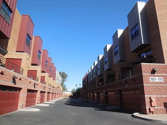 330 S Farmer Ave #103 — Photo 29
