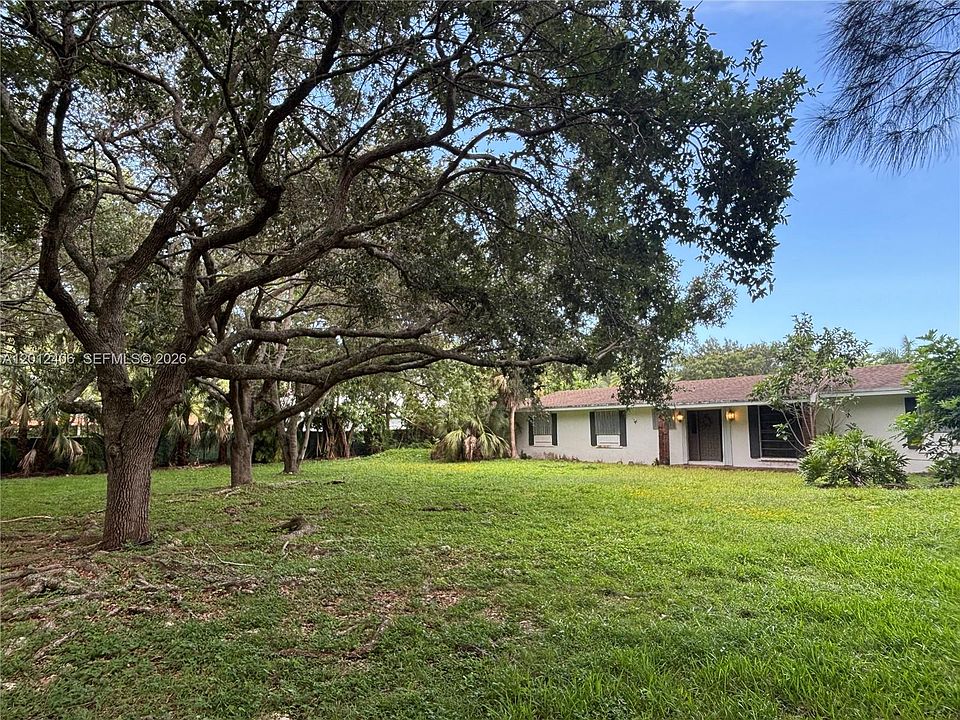 2nd image of 9290 SW 104th St