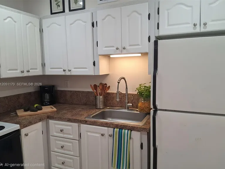 6200 W Flagler St #305 — Photo 12
