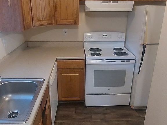 5th image of 19707 SW 68th Ave