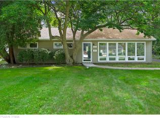 1120 Grant St, Wheaton, IL 60189