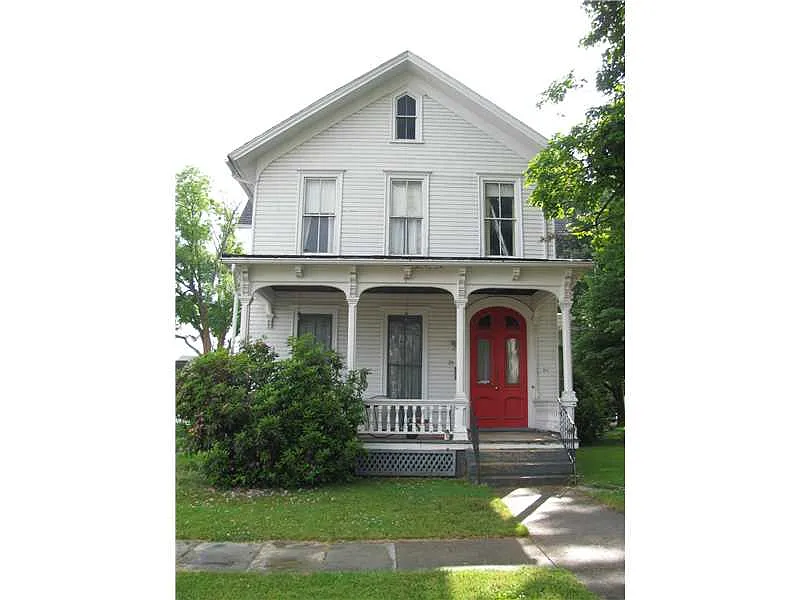 26 Louisa Ave photo 1