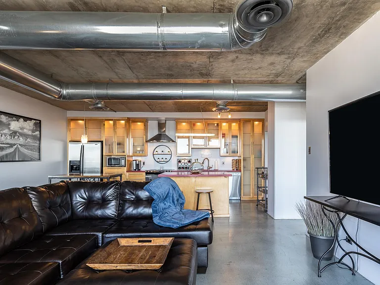 207 W Clarendon Ave #20D — Photo 15