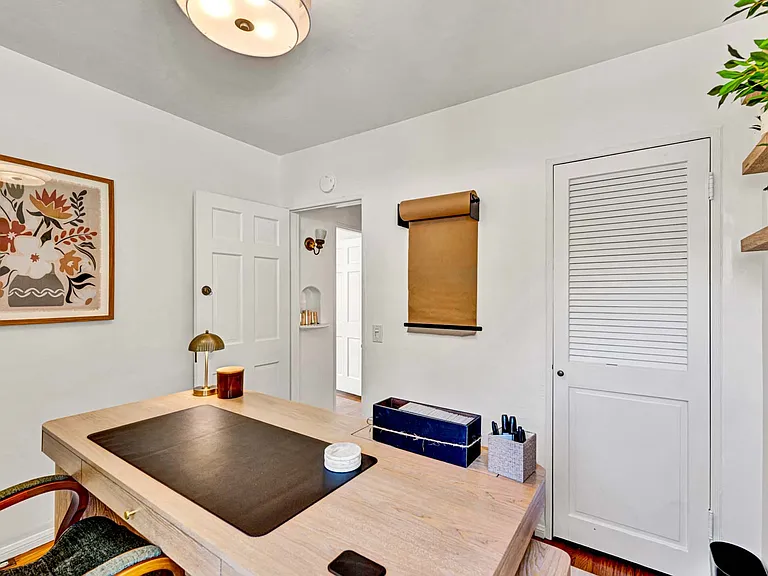924 Park Ave — Photo 25