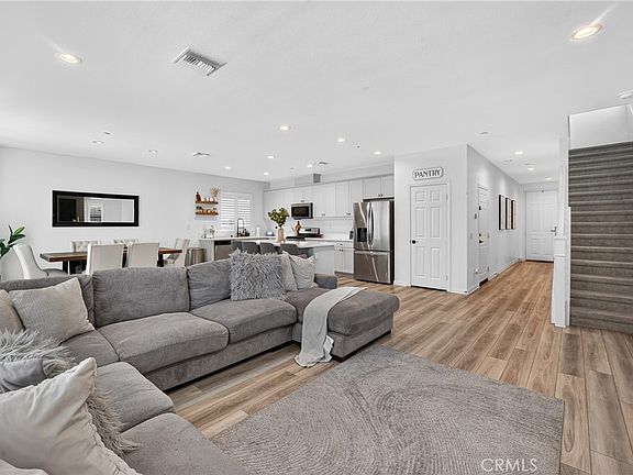 3rd image of 7690 Terra Manor St