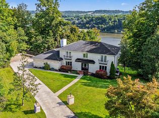 278 Horseshoe Rd, Morgantown, WV 26508