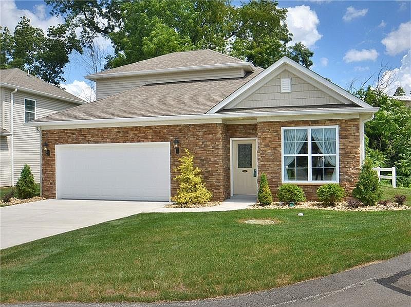 1st image of 304 N Tuscan Way