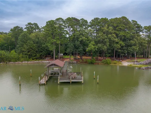 133 Beechland Creek Pl, Port Haywood, VA 23138