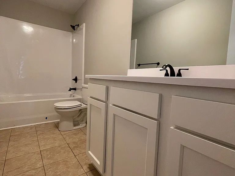 1250 Vivian St — Photo 6