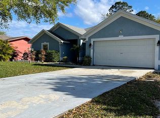 558 NW Goldcoast Ave, Port Saint Lucie, FL 34983