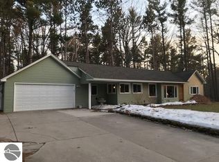 7524 Peaceful Valley Rd, Williamsburg, MI 49690