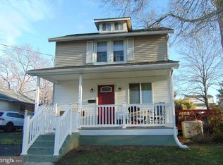 122 W Adams Ave, Magnolia, NJ 08049