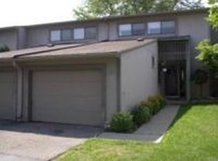 777 Watersedge Dr, Ann Arbor, MI 48105