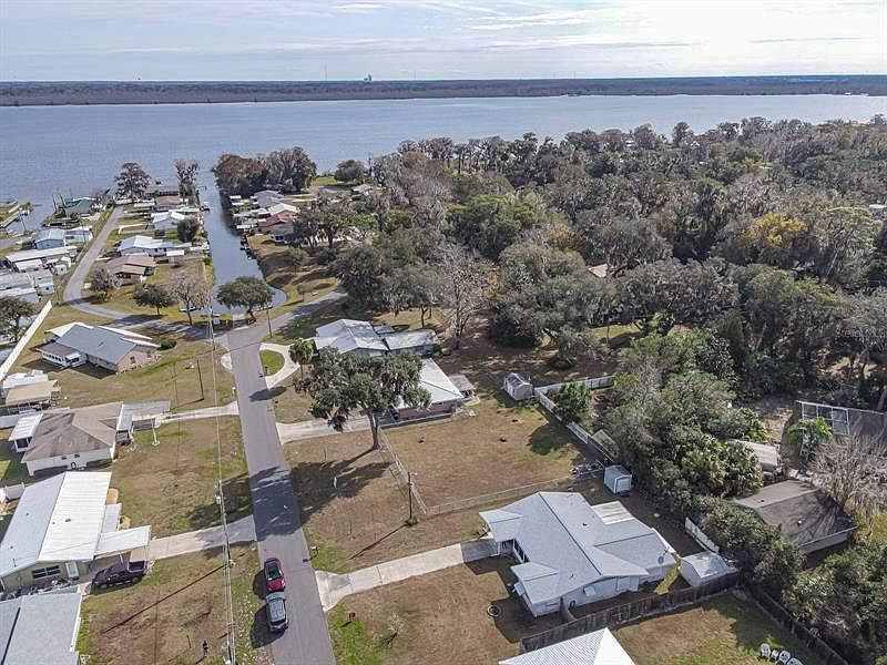 1057 County Road 463, Lake Panasoffkee, FL 33538 Zillow