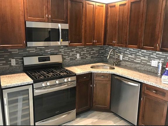 4th image of 23-12 40th Ave #4F