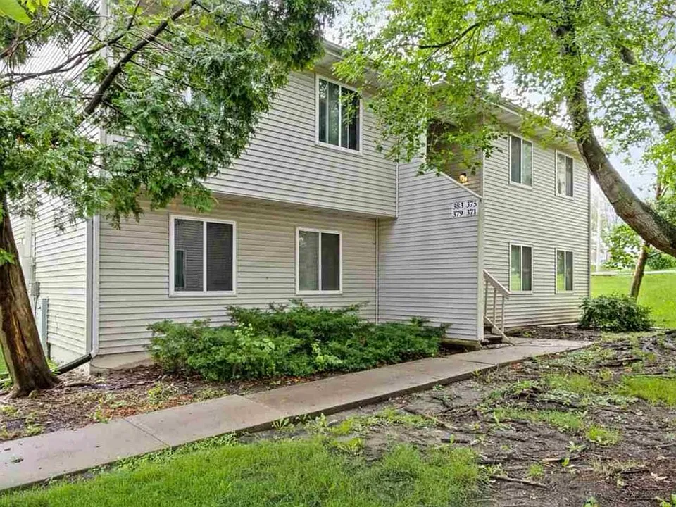 379 Willowind Pl